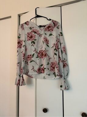 SHEIN Pink Floral V-Neck Long Sleeve Blouse on White